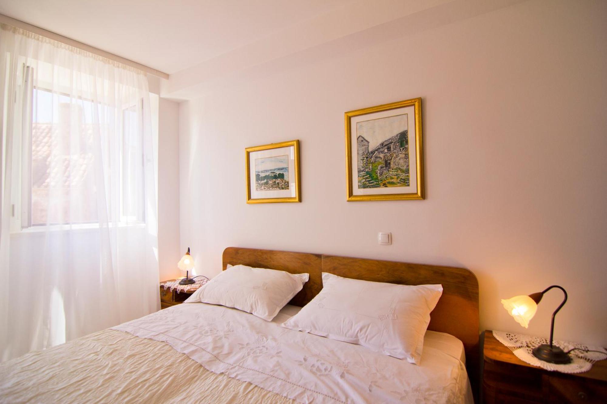 Apartments Donika Komiža Habitación foto